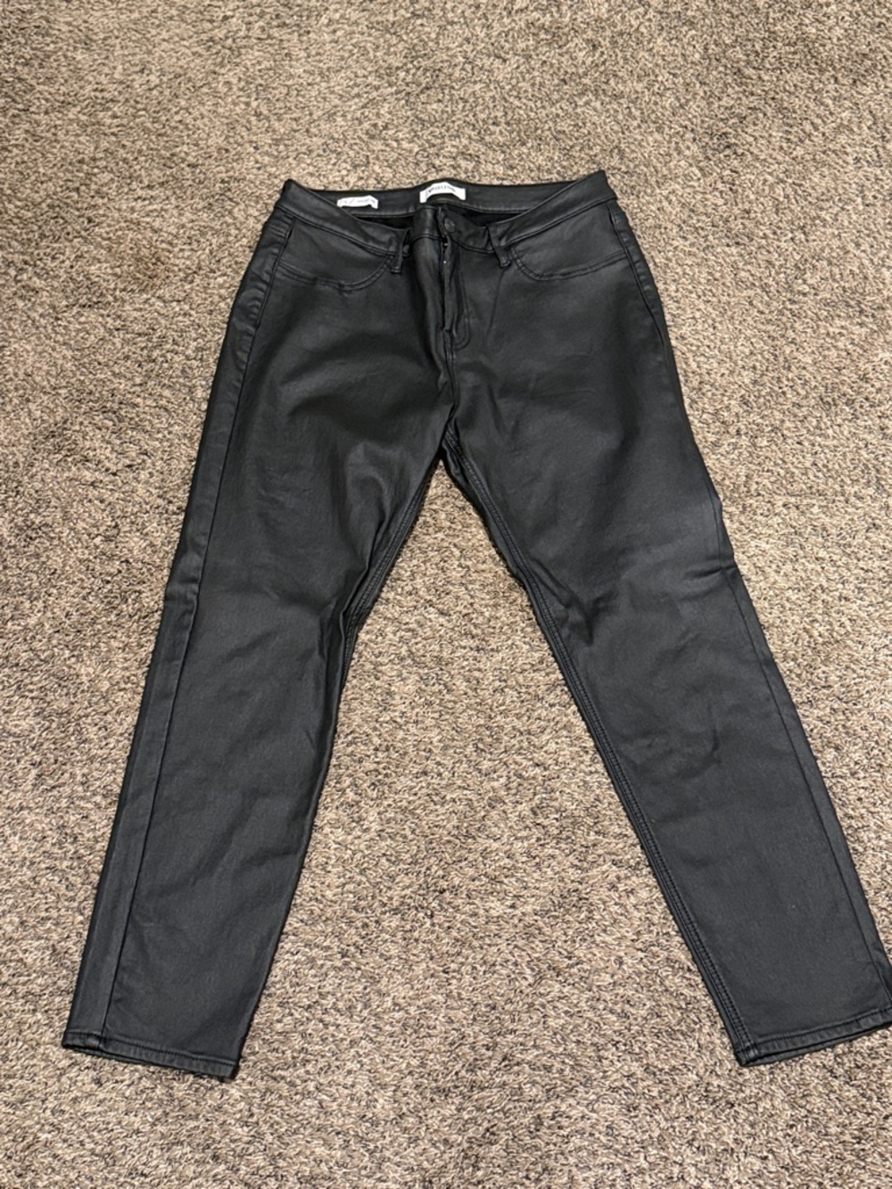 Vigoss Black Faux-Leather Skinny Pants